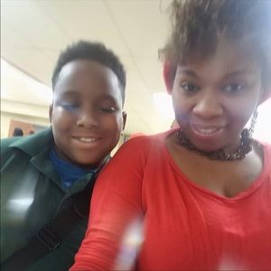 Meet your Posher, Christavis